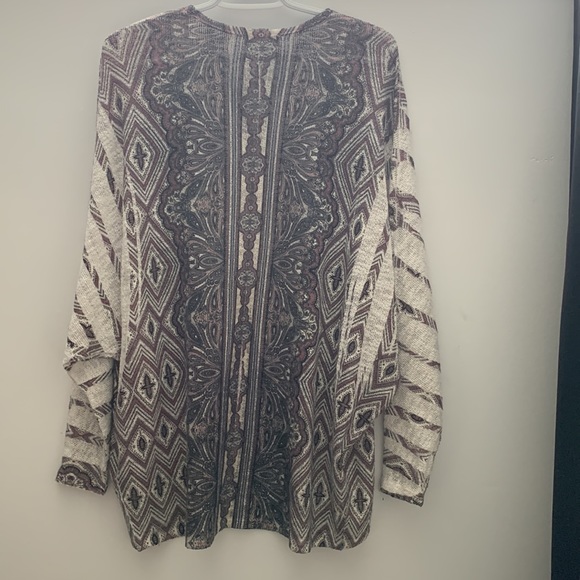 Cardigan - Picture 2 of 2